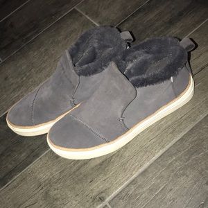 Toms slip on shoes